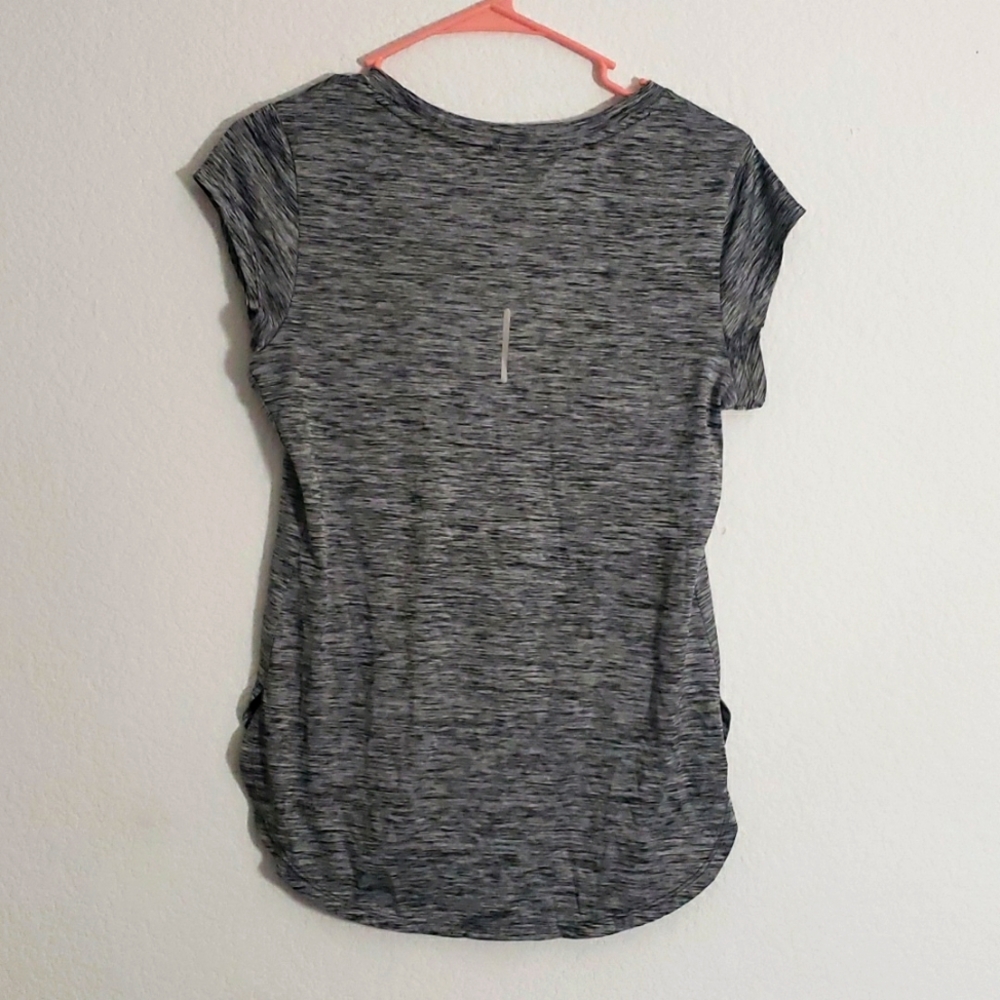 Gray Reebok Shirt - Picture 2 of 3